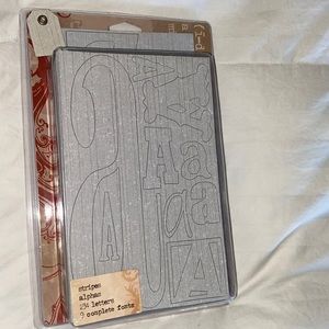 NIP Jim Holtz idea-Ology grungeboard